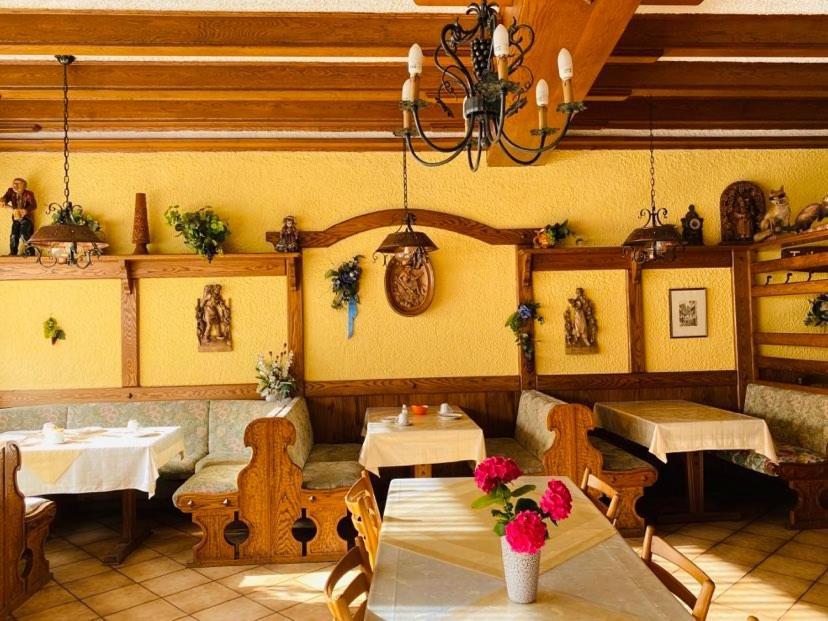 Gasthaus Castor Klotten Exterior photo